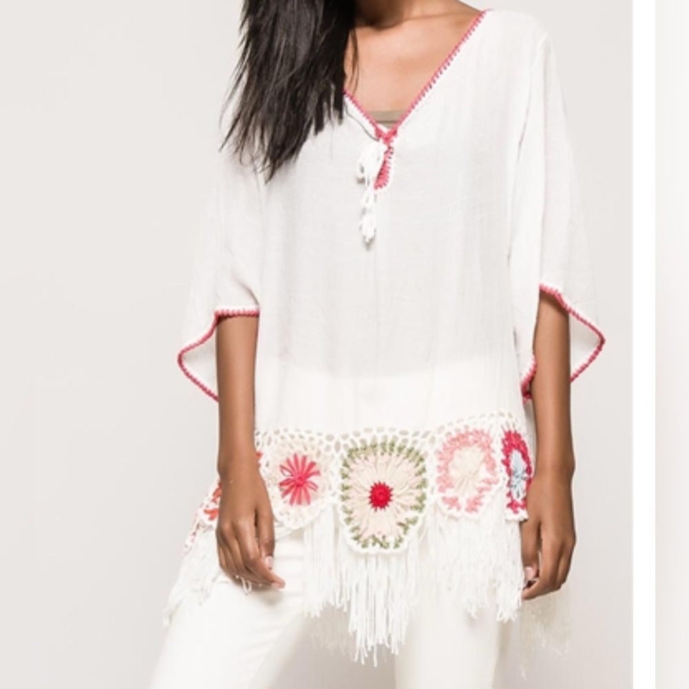 Miracle NWT White Tunic/coverup with Multicolor crochet/Fringe, w red trim